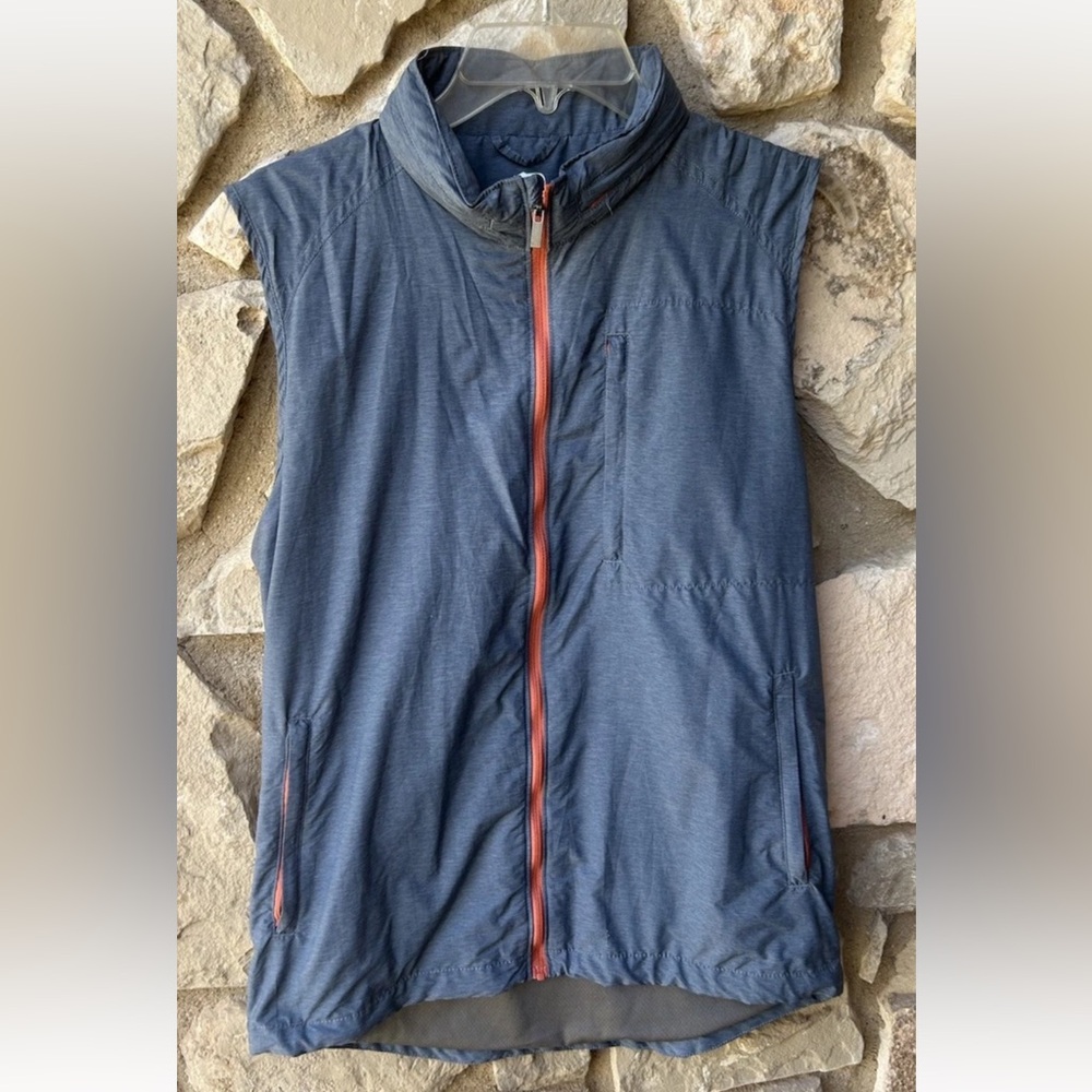 The Normal Brand Performance Vest S Blue Gray Lightweight Pack Away‎ Hood Zip